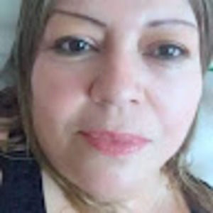 Meet your Posher, Adelina